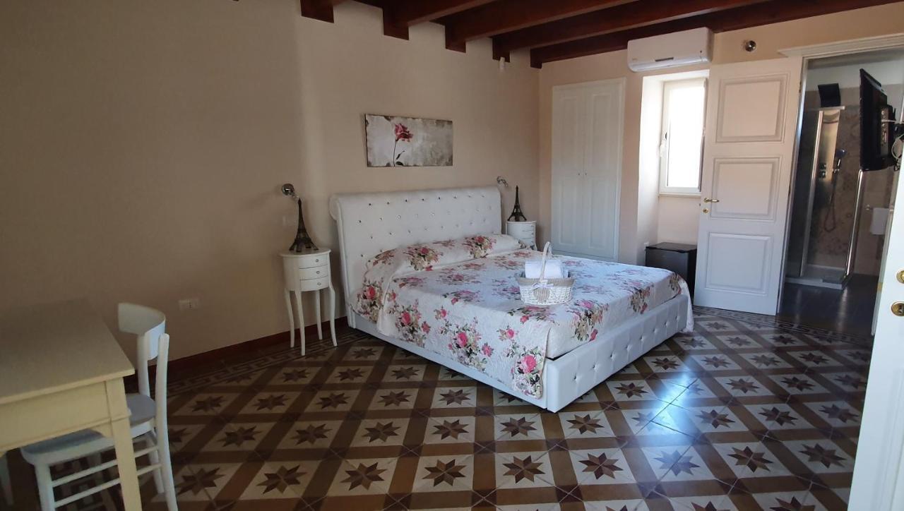 Palazzo Novecento Hotell Ugento Eksteriør bilde
